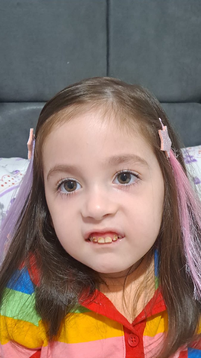 Bazen rüyalarımın gerçek olmasını istiyorum,bazen de yaşadıklarımın rüya.Ama en çok hayallerim gerçek olsun istiyorum.Öyle bir koşmak istiyorum ki mesela masmavi gökyüzünün altında kollarımı kocaman açmak istiyorum. Doya doya koşmak

Bağış için taplink👇🏽💛
taplink.cc/smamerveyeumut…