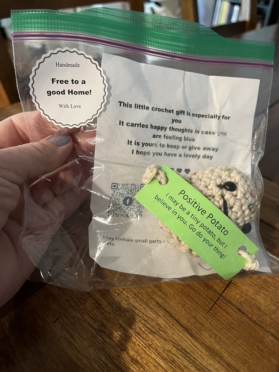 parkerpublicist's tweet photo. My face hurts from smiling after finding this tiny, positive potato in my shopping cart ❤️🥔❤️ This random act of crocheted kindness from a stranger made my day and I wanted to share the positivity 💕😊 #RandomActOfKindess #PositivePotato #ThankYou #BePositive #BelieveInYourself https://t.co/dG75TN9zfK