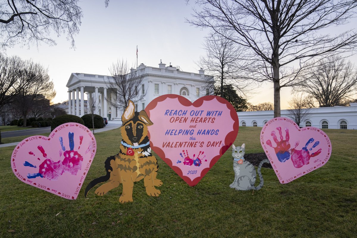 The White House on Twitter "Lots of love this week at the White House!"