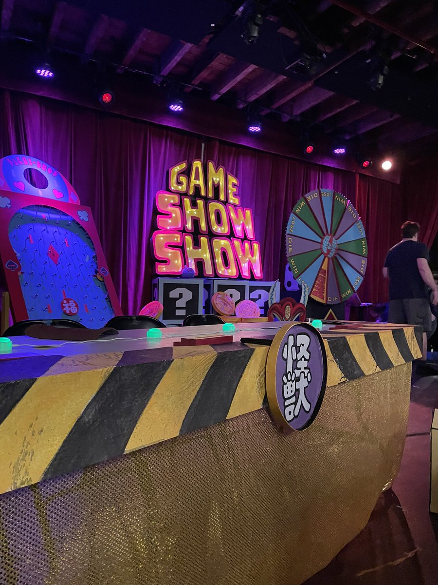 michaelarroyo01's tweet photo. @KaijuBigBattel #kaijubigbattel #gameshowshow https://t.co/bU4bWQNzF7