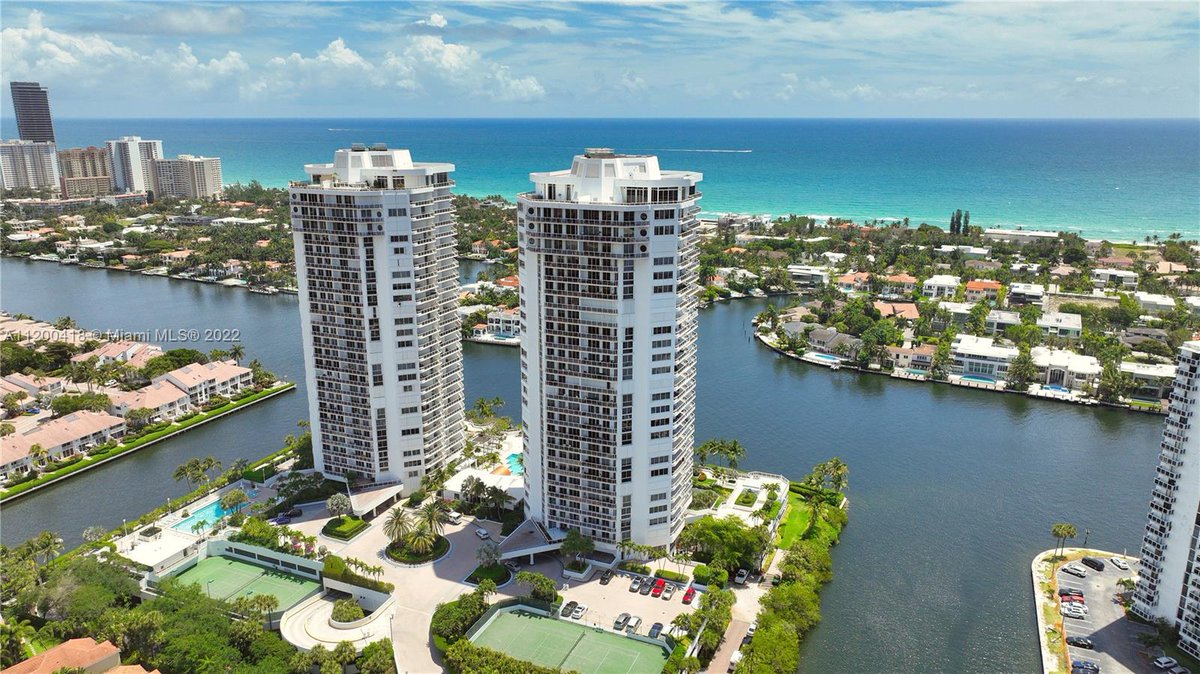 RealEstatePort tweet picture