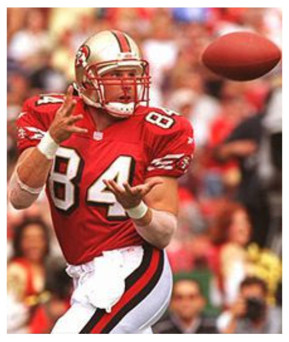 miclo81's tweet photo. @TheSFNiners Bent Jones #49ersfaithful https://t.co/xAR6USnNtZ