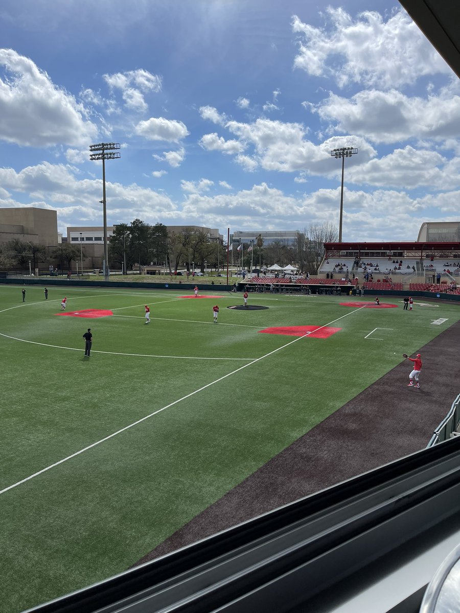PatrickCWeigel's tweet photo. That time of year!
@UHCougarBB https://t.co/sX6LZFcETT