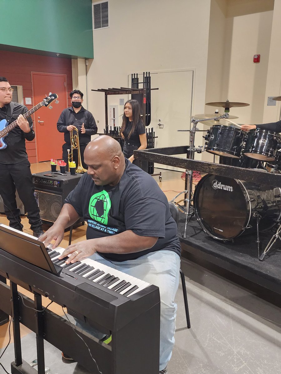 Ulondra McCarty tweet media