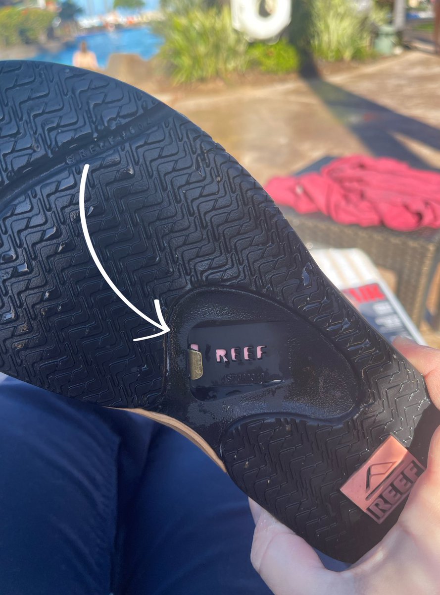 We’re in Hawaii and I needed to get flip flops. The local Ross luckily had a pair in my size but they came with a built in bottle opener 

If you’ve had so many beers that you think opening another with the bottom of your shoe is a good idea, it might be time to stop 😂