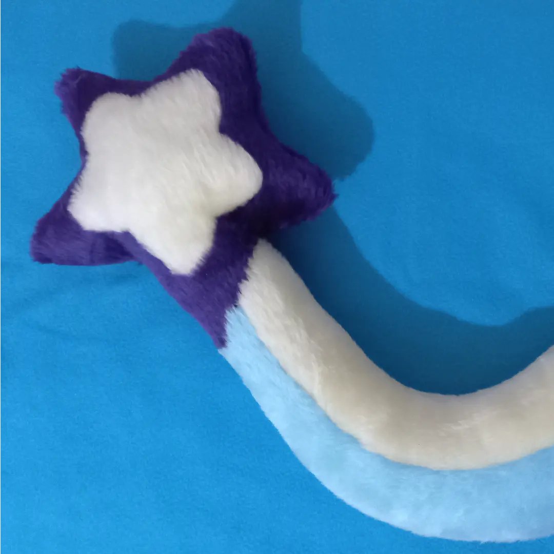 ChainaSilverfox's tweet image. Set goodnight (paws and tail) for @headlessrush 
Winner of the contest for a new logo! Thank you very much for participating💙