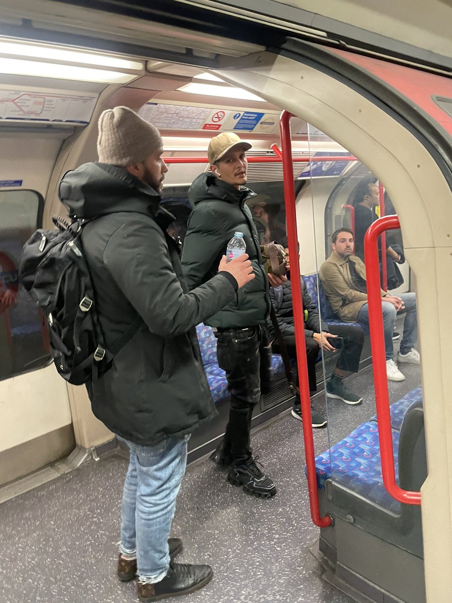 camshadbolt's tweet photo. if you’re travelling on the tube watch out for your these 2 helmets who stole my mrs phone from her back pocket on the circle line this morning around 1am. They were confronted and eventually they handed the phone back @BTP @TfL https://t.co/0YpLzLUCXj