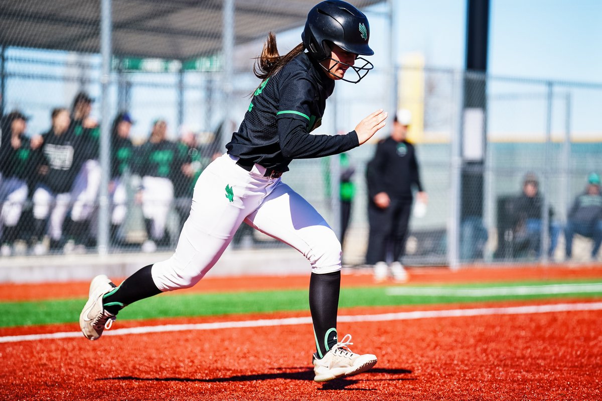 B2 | Jodie shoots an RBI double past the diving centerfielder! All tied up at 2-2.

#GMG 🟢🦅 x <a href="/EppersonJodie/">Jodie Epperson</a>