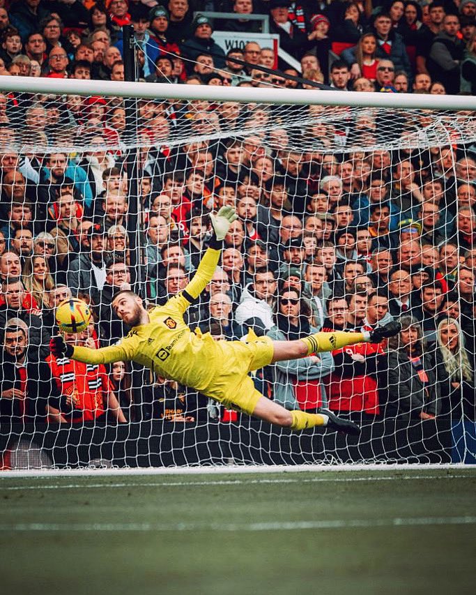 trippie9111's tweet photo. De gea saves🔥 https://t.co/YaR4ueVRPq