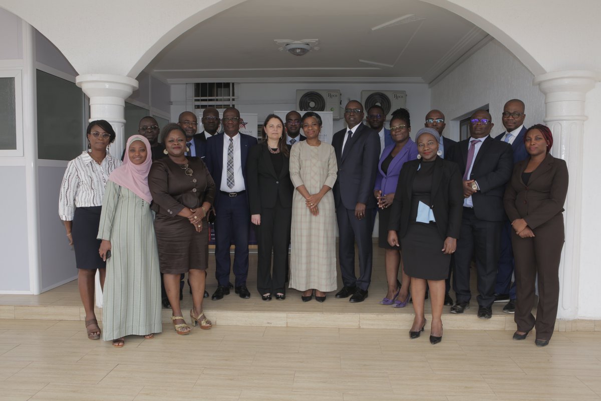 OMCA TOGO (@omcatogo) on Twitter photo 1. En mission au #Togo dans le cadre de la formulation du #Compact, Mahmoud Bah, le Directeur Général Adjoint de <a href="/MCCgov/">Millennium Challenge Corporation</a> a rendu une visite de courtoisie à l'<a href="/OmcaTogo/">OMCA TOGO</a>
Il a exprimé son admiration devant les performances accomplies ds l'exécution du programme #threshold ... 1. En mission au #Togo dans le cadre de la formulation du #Compact, Mahmoud Bah, le Directeur Général Adjoint de <a href="/MCCgov/">Millennium Challenge Corporation</a> a rendu une visite de courtoisie à l'<a href="/OmcaTogo/">OMCA TOGO</a>
Il a exprimé son admiration devant les performances accomplies ds l'exécution du programme #threshold ...