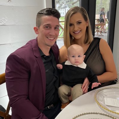 DabelTravis's tweet photo. #NewProfilePic https://t.co/fIc5Y8IgpY