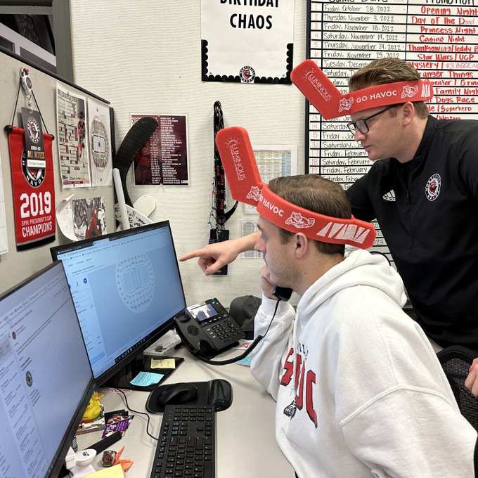 luminouscoun's tweet photo. Join us at the Huntsville Havoc, first 1000 fans today receive free stick hat https://t.co/DZ5DEaHpj7