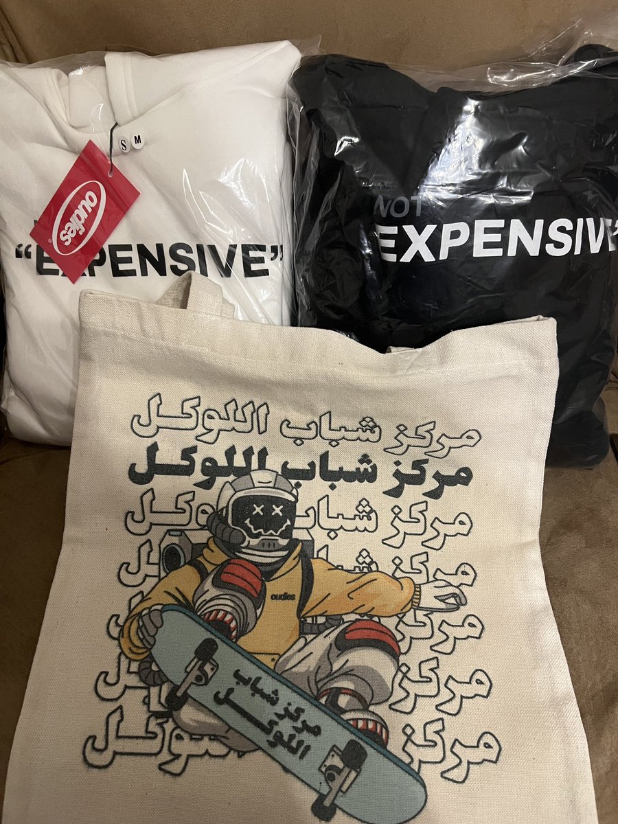 sainzworld's tweet photo. my babies finally arrived!! everything is so high quality &amp; cozy! IM OFFICIALLY IN LOVEEEE WITH OUDIES❤️🎈 @thisisouda @_oudies https://t.co/xDIZ2CznOV