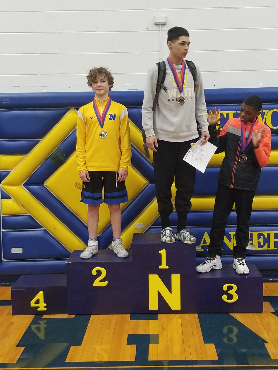 knothesituation's tweet photo. All 7 varsity wrestlers earned all league honors at Toledo City League Championships.  Joey Springer and Santos Ayala were crowned champions.  Austin Hageman finished 2nd. Jon Mendez 3rd. Gage Sternberg,  Alex Ellis,  and Joziah Smith finished 4th. https://t.co/RtwN3NBJsh