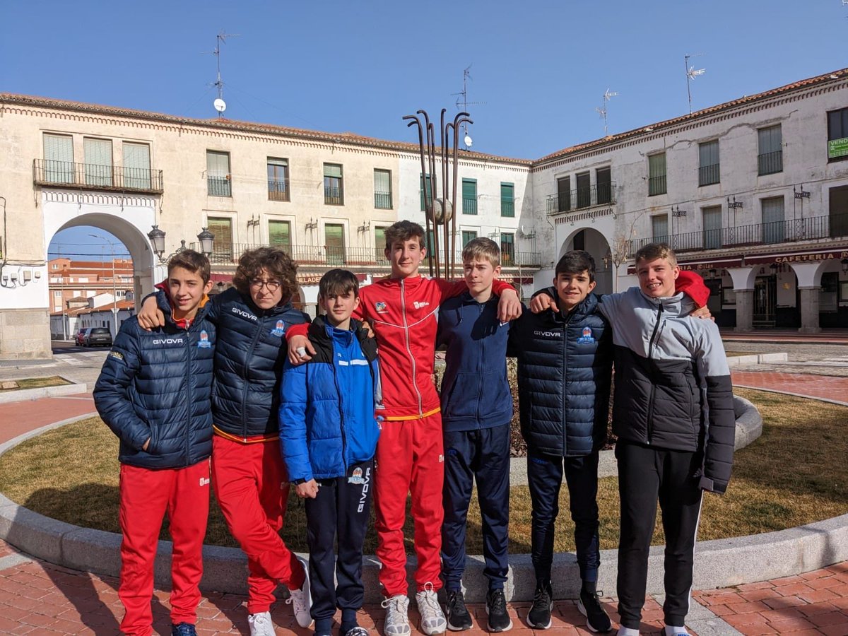 CanteraSPB's tweet photo. La Selección de Castilla y León, con color burgalés 😎🏀

¡7 de los convocados forman parte de la #CanteraSPB! 

Enhorabuena chicos 💙 https://t.co/ES9ZN4bwhb