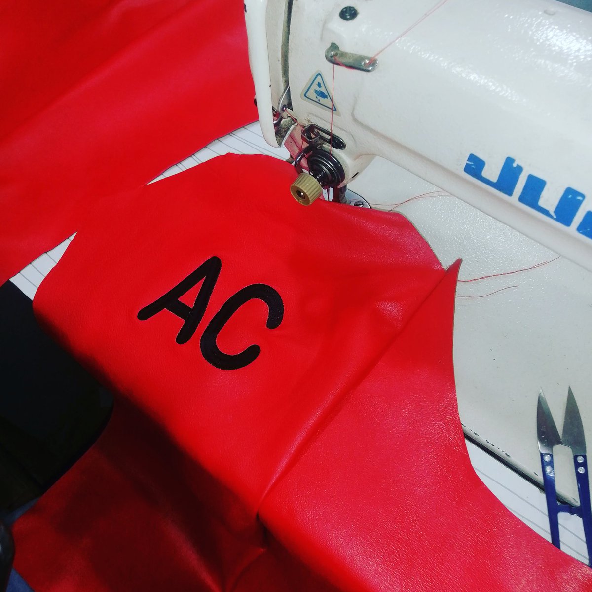 IntlSwex's tweet image. We are manufacturing and export
All types sports wears garments and under garments