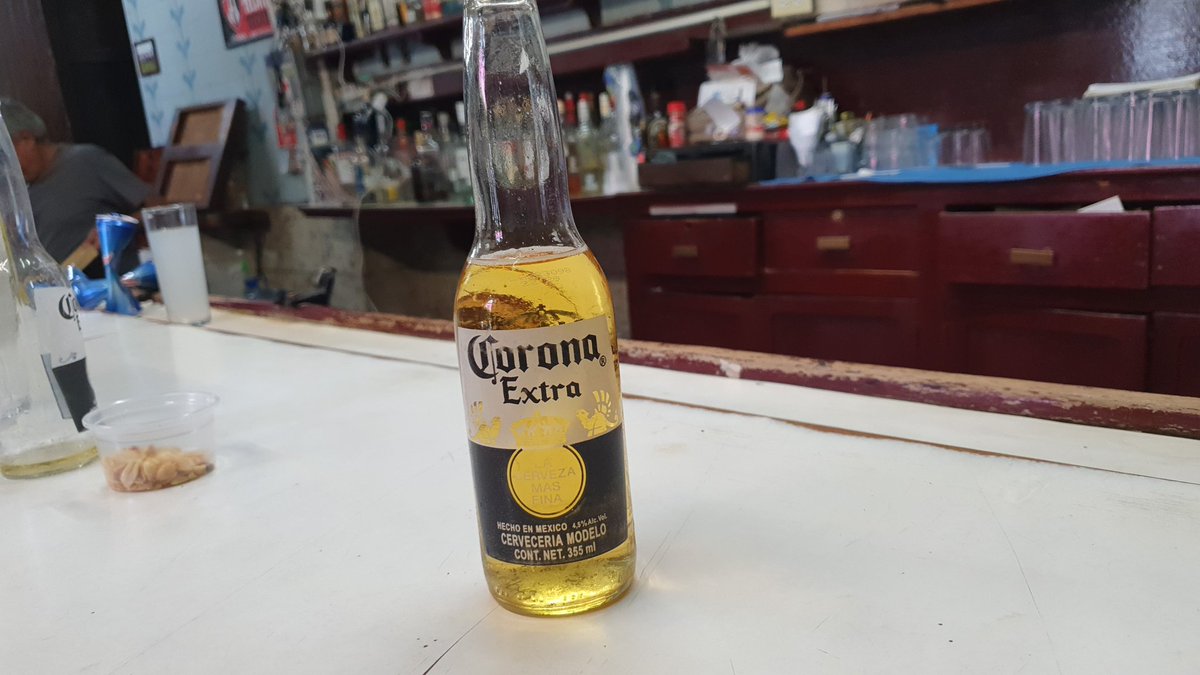 tlaquepaque's tweet photo. Black Cat Cantina #gatonegro #pariam https://t.co/RaEM2qRAd3