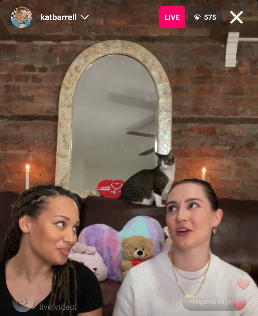 WayHaughtElf's tweet photo. Their friendship is so fun and lovely. We need more of them together @KyanaTeresa & @KatBarrell #thegoodwitch #goodearper https://t.co/ZRE516gIV9