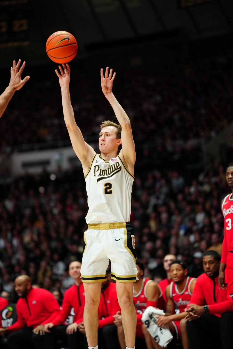 Via <a href="/EvanMiya/">Evan Miyakawa</a>... 

Purdue has won 65 straight games when reaching 69 points first. 

At 69 now.