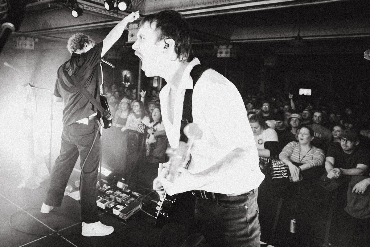 ColonyHouse's tweet photo. Indy was a rowdy one. Thank you for supporting this band. We’ll be back. 

Louisville - I slept 9.5 hours and just went for a run. Let’s do this. https://t.co/gUkGV2z0vR