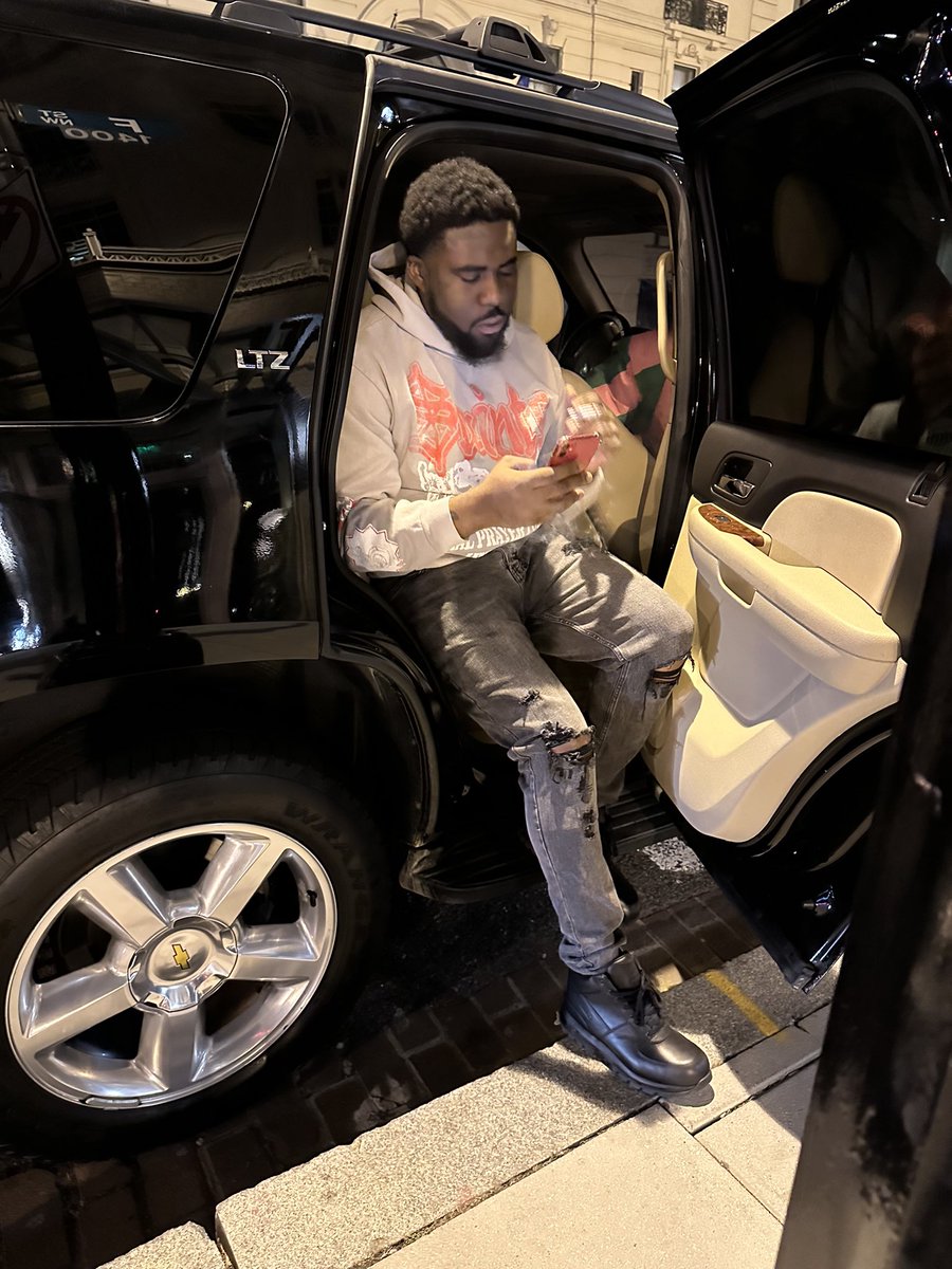 AyeFatss's tweet photo. Betta w time 😈 https://t.co/iT1zCqsl5r