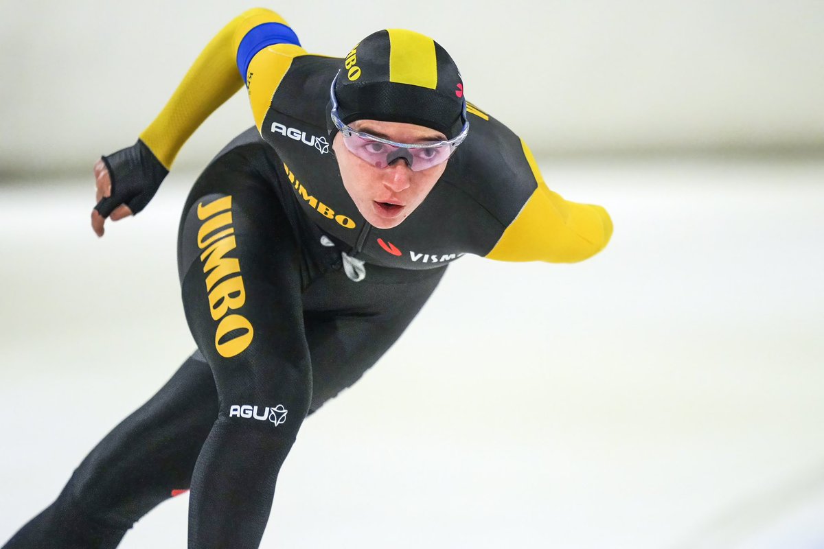 Evelien Vijn heeft bij de Holland Cup in Alkmaar een podiumplaats bemachtigd op de 3000 meter. De jongeling reed zich dankzij een tijd van 4.23,98 naar het brons 👏

🥇 Esther Kiel (4.12,11)
🥈 Aveline Hijlkema (4.20,26)
🥉 <a href="/Evelienvijn/">Evelien Vijn</a> (4.23,98)