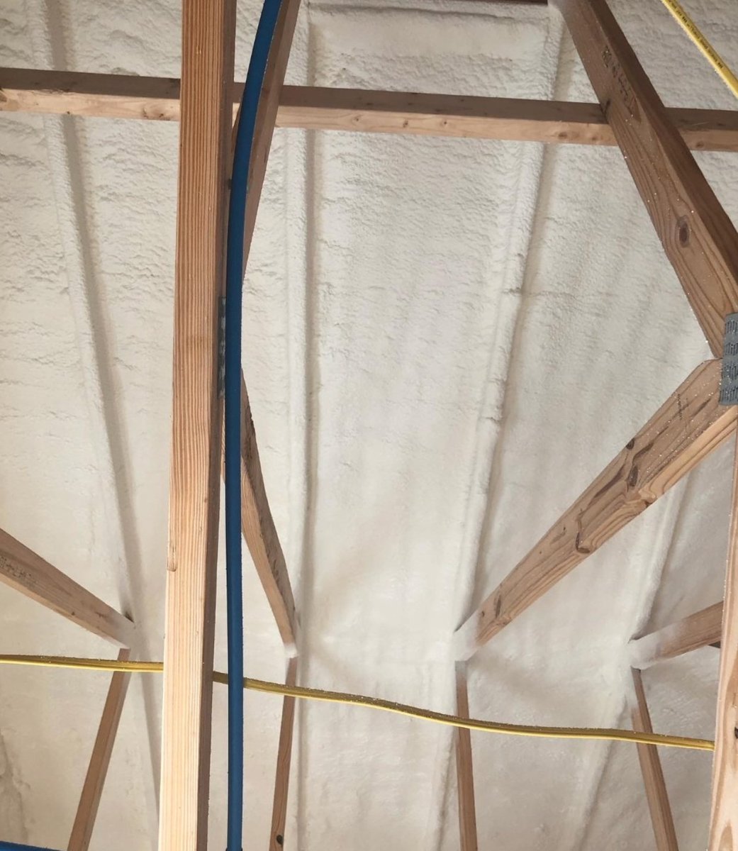NCFI's tweet photo. Close-up of #NCFI Closed Cell SPF. Awesome work, Proper Method. #NCFI #closedcellsprayfoam #closedcell #sprayfoaminsulation #insulation #buildinginsulation #CC #ProperMethod https://t.co/3mEAkFio6K