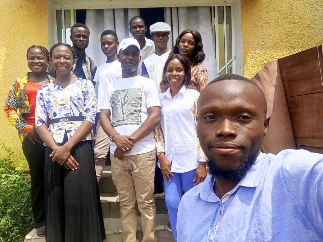 Aimé KAZIKA (@aimkazika) on Twitter photo #Kinshasa: Belle expérience de partager nos connaissances avec des structures des jeunes #NAKOKI_ASBL et #LisTrainingCenter sur comment atteindre efficacement les objectifs dans une organisation. C'est notre responsabilité de former une nouvelle génération des jeunes. <a href="/MvuengaE/">Eden Mvuenga</a> #Kinshasa: Belle expérience de partager nos connaissances avec des structures des jeunes #NAKOKI_ASBL et #LisTrainingCenter sur comment atteindre efficacement les objectifs dans une organisation. C'est notre responsabilité de former une nouvelle génération des jeunes. <a href="/MvuengaE/">Eden Mvuenga</a>