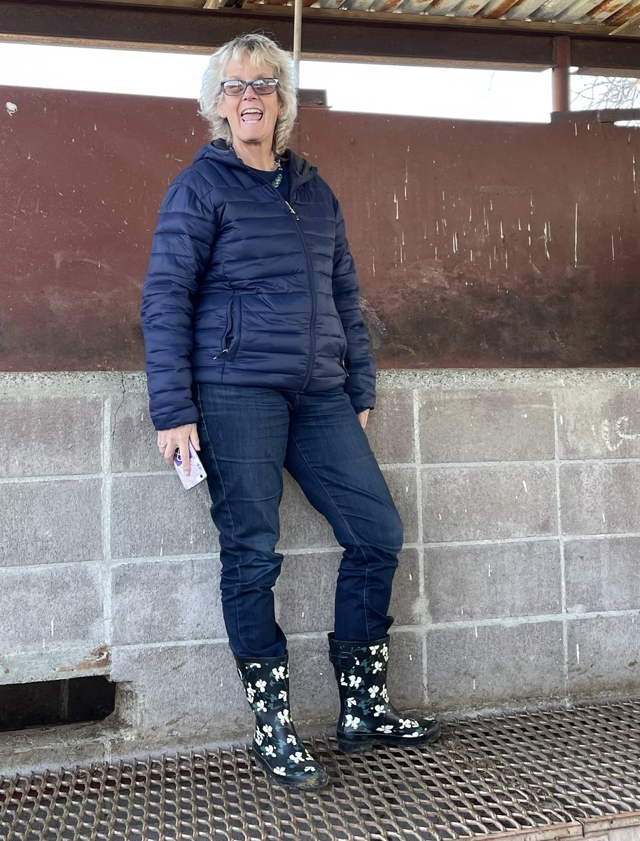 BioBeef's tweet image. Embryo 🐄 transfer day is always a team sport - important to have floral gumboots ⁦for a Spring 🌷transfer followed by a relaxing brew at Plainfield Station @ucdavis⁩ @ucanr ⁦@Albaledesma10⁩ ⁦@Maci_Mueller⁩ ⁦@Visionphemy⁩