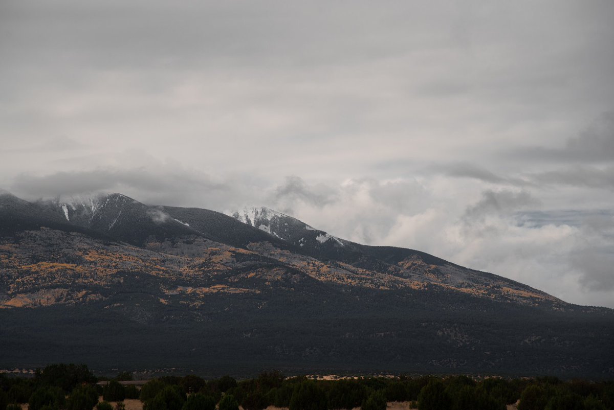 matalyncaptured's tweet photo. SF Peaks In Flagstaff AZ https://t.co/F2Yojzl4Mn
