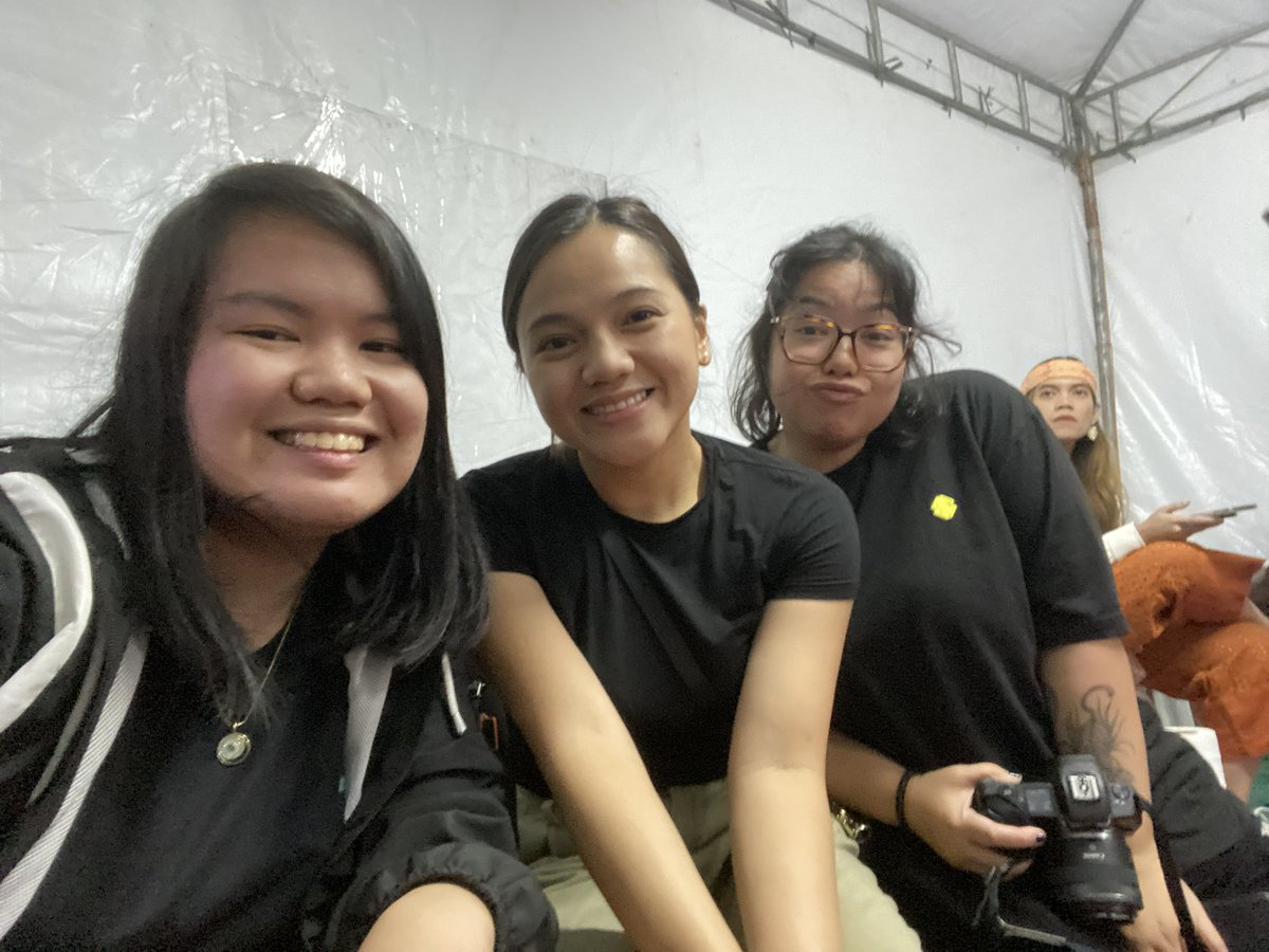 di na kathang isip si @mxnugget kala ko di siya totoo 😂😂 jk

ty sa pic lodi, ang bait nyo po. happy kami ni <a href="/hey_rocket/">karen de la fuente</a>