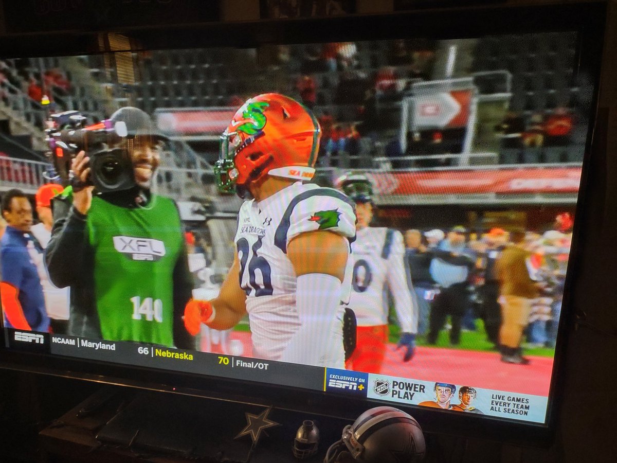 Jackal1353's tweet photo. Some more #XFL.. 
Don't mind if I do 😁🏈 

Happy #XFL #KickOffWeekend 
#Dragons #Defenders https://t.co/V0s3QdQwOE