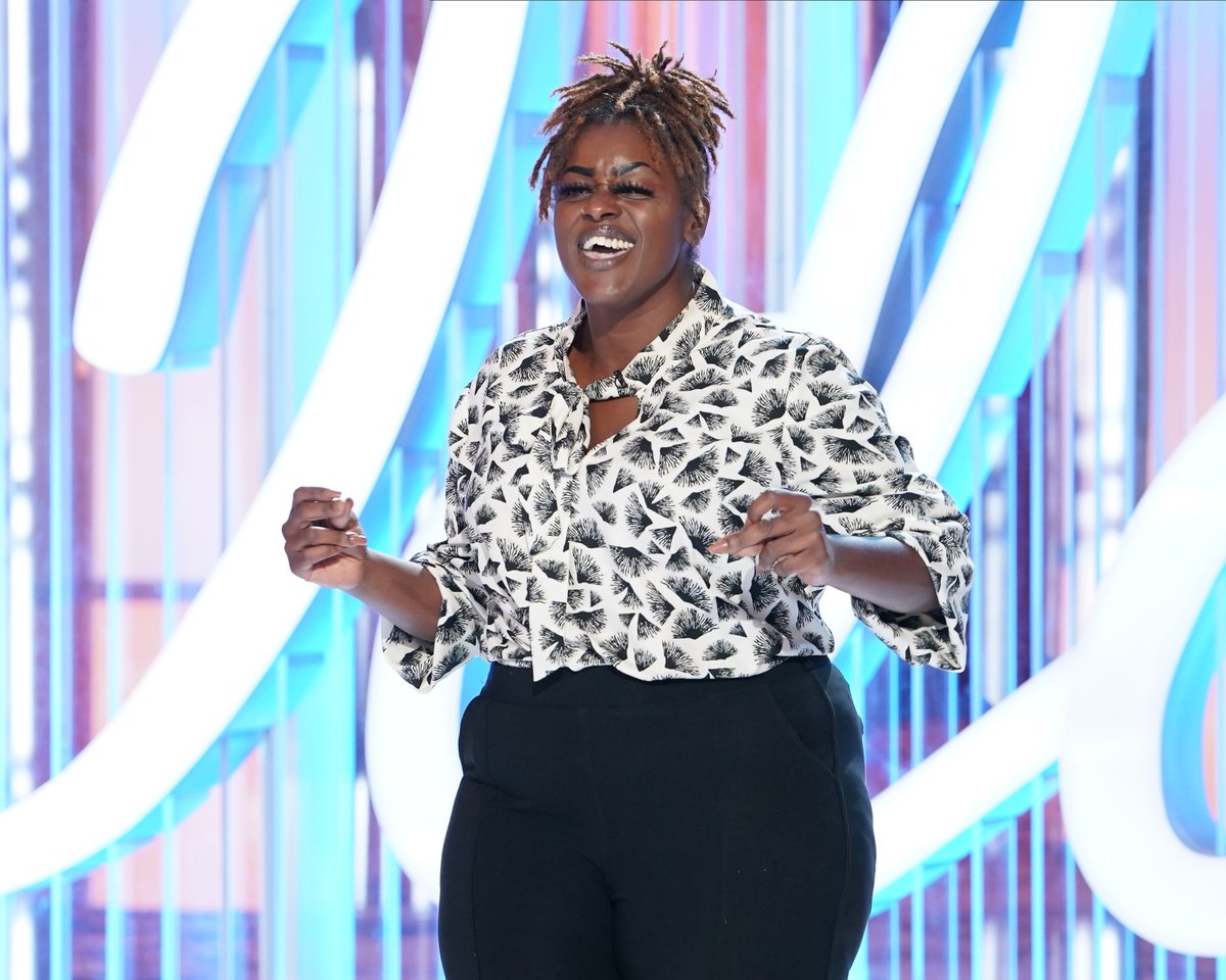 AmericanIdol's tweet photo. Soooo, how many of y'all are saying "I Love Lucy" right now? #IDOLpremiere https://t.co/cPw0XTQgOC