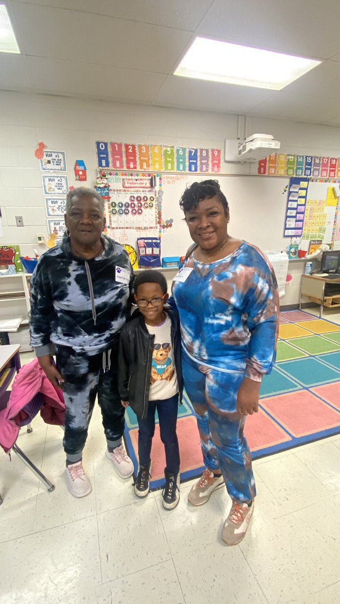 hamm_april's tweet photo. Carter’s grandmother and great grandmother visited our classroom for Star Student. We enjoyed their visit @TweetDCS_DCPS https://t.co/JOnVGYsw3r