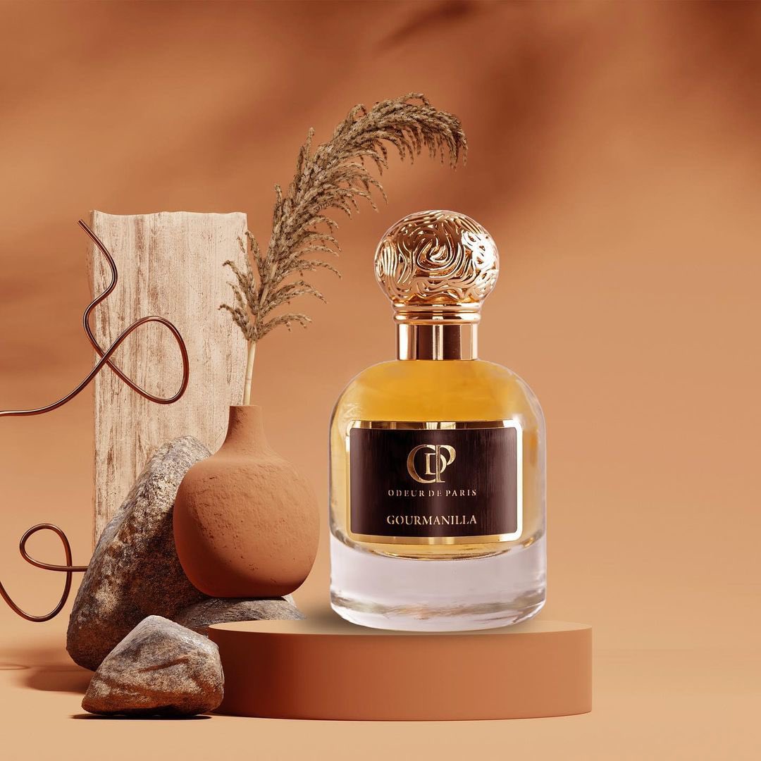 odp_sa's tweet photo. عطر قورمانيلا جاذبية و أناقة الهيل و التبغ مع هدوء الفانيلا وحلاوة الكراميل الممزوجة بالكشمير 

#عطور #عروض #يوم_التاسيس2023 #يوم_التاسيس https://t.co/wiuFAMJk2D