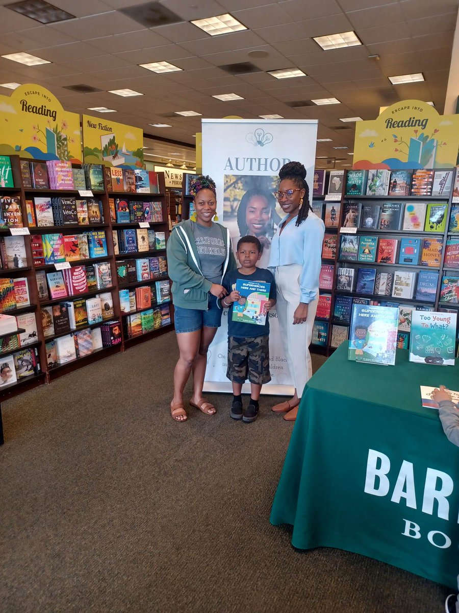 PRFromTheHeart's tweet photo. It's such a good feeling to see the #LittleOnes of #SanDiego learn that they are never too young to follow their #dreams. 👦🏿👦🏽👦💫👧👧🏽👧🏿
A heartfelt #ThankYou to everyone who joined us at @BNEncinitas for Crystel Patterson's sold-out #BookTour stop in Encinitas. 🤗 #InspiredToBe https://t.co/w3DCXGT2ru