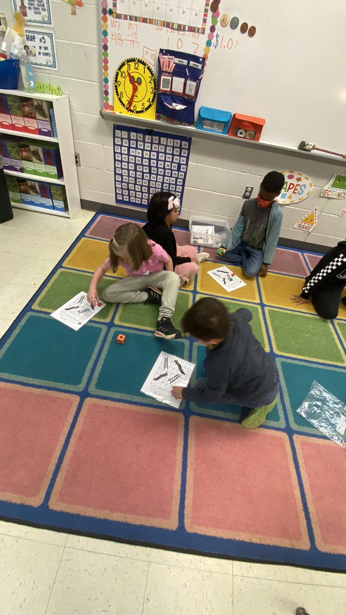 hamm_april's tweet photo. Math Stations and Guided Math @TweetDCS_DCPS https://t.co/7pXHqVylqG