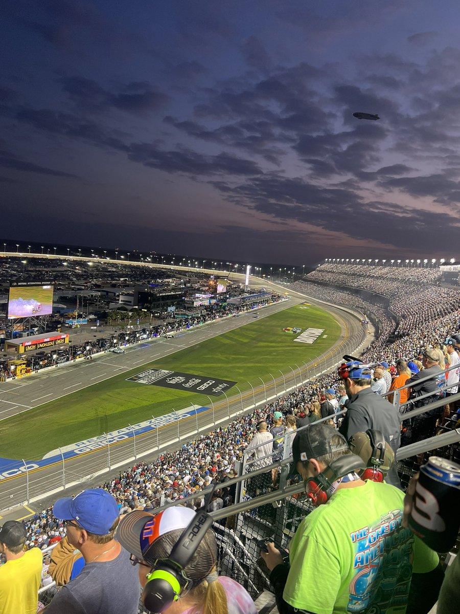 sam_bornhorst's tweet photo. #Daytona500 https://t.co/5BFVaqQVUH