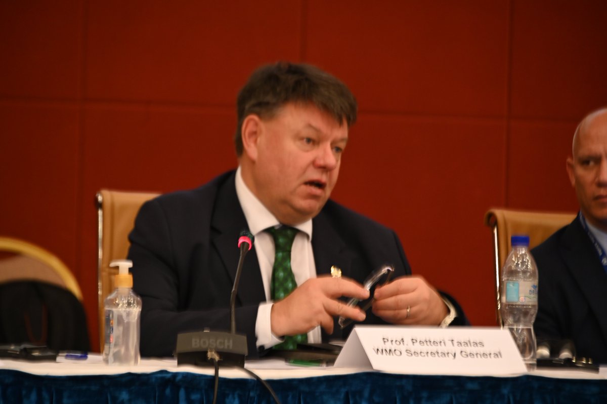 AMCOMET's tweet photo. #WMOSG, #ProfPetteriTaalas, presents a paper on #EarlyWarningInitiativesforALL, before the Heads of National Meteorological and hydrological Services,  global experts in weather, climate and water and decision-makers in Africa at the #WMO RAI 18th Session in Addis Ababa, Ethiopia https://t.co/PlsrtMPrk2