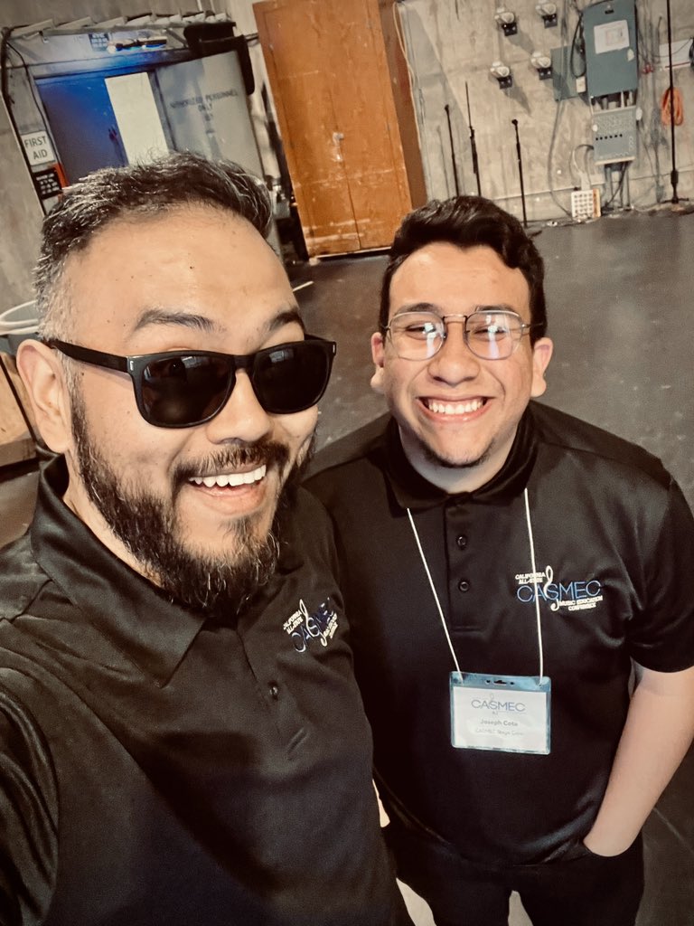 ItsWillMelendez's tweet photo. Found me a @JCotaaaa at #casmec https://t.co/PRjZXKE9XN