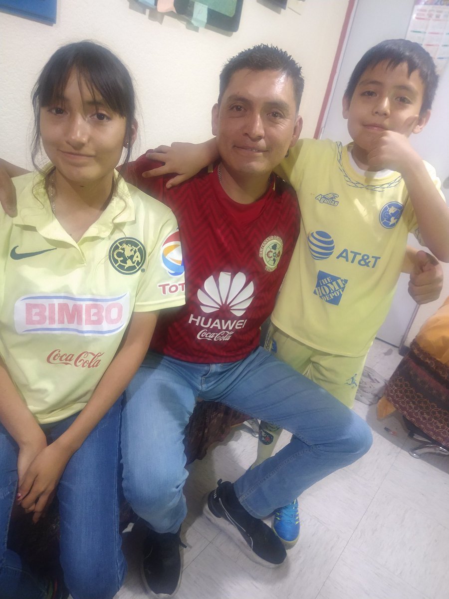 #TUClausura2023 viendo al mejor equipo 💙💛