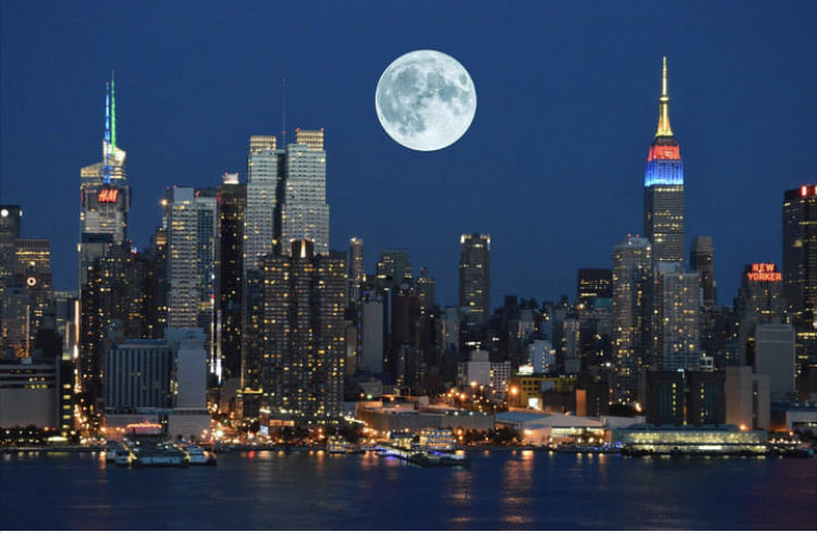 raphy_martinez's tweet photo. Así Es New York 🍎 https://t.co/0NwcVUGP0d