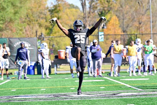 Blessed to receive a offer to Stevenson University💚💚 <a href="/CoachMontanez/">Coach Chris Montanez</a> <a href="/_CoachCarroll_/">ZHSBulldogFootball</a> <a href="/PascoCountyFB/">PascoCountyFB</a> <a href="/Andy_Villamarzo/">Andy Villamarzo</a>