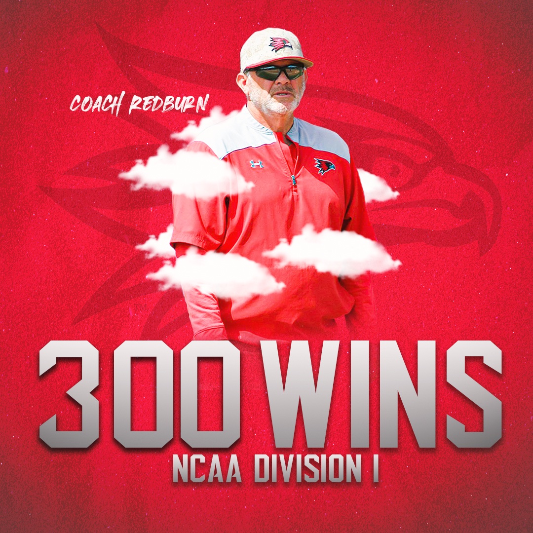 SEMOsoftball's tweet photo. SEMO hangs on for a 10-9 WIN in 10 innings during game one. Both teams combined to score 11 runs in a wild 10th inning. Mark Redburn gets his 300th career win as an NCAA Division I head coach. https://t.co/AtofmMTthq