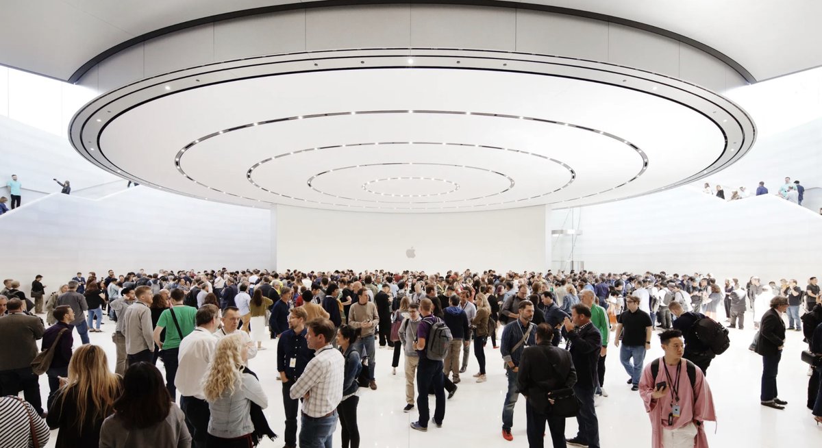 9to5mac's tweet photo. Here's what happened at Apple's 'WWDC for AI' employee summit https://t.co/cdwB2qw3yB https://t.co/vEpnbZKDNW