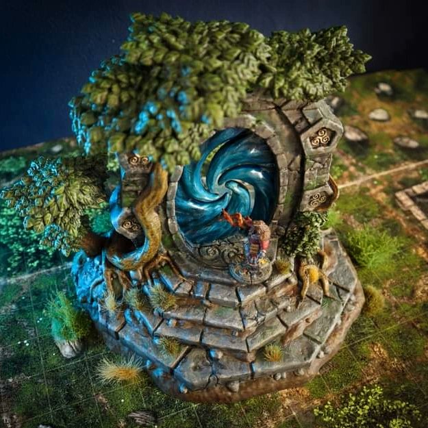 Calling Portals, just finished painting the first 3D printed portal. More on Kickstarter, don't miss the start: kickstarter.com/projects/53283…