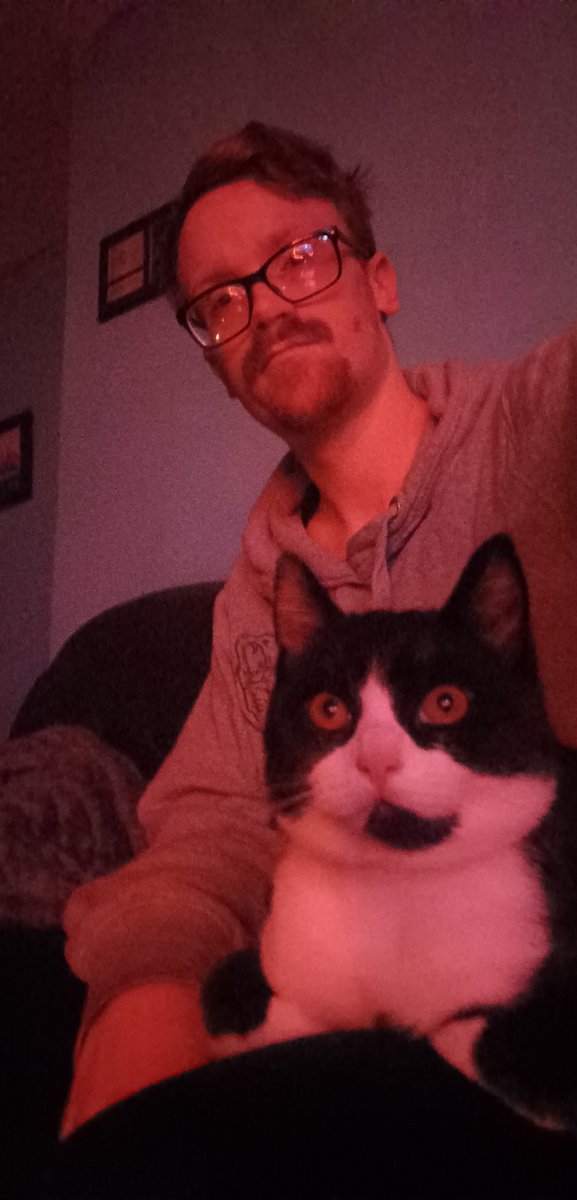 simpleginge98's tweet image. I've wanted to order one for years. I've finally done it. Thank you for everything. Seriously.

I wish you and @MedsTweets_ the very best for th future. Me and Trixie will be supporting you