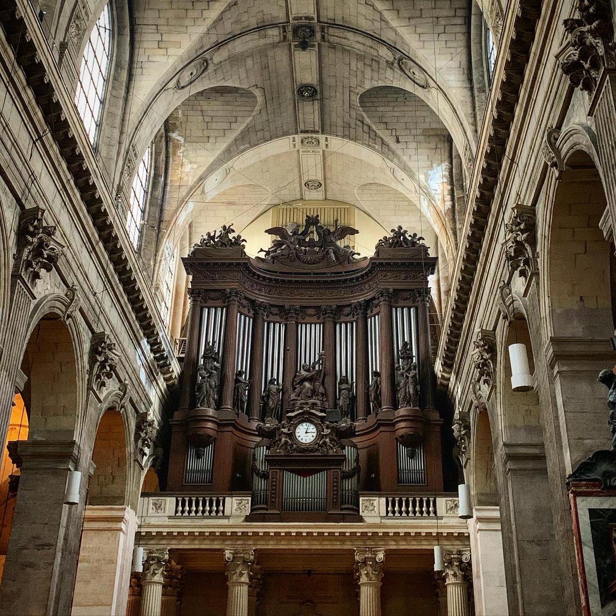 An absolute privilege to take three @KSWMusicSchool students to observe the magnificent Sophie-Véronique Cauchefer playing for tonight’s evening mass at Saint-Sulpice. The heritage of that organ, coupled with the continued magnificence of performance, is something very special.