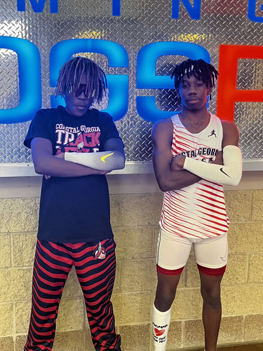ECHSxctf's tweet photo. @jeremiahc_ @WDC_Kari The future is bright for this dominant track duo! They both push each other hard each day at practice to get faster and faster and both put out a show in our 4x1/4x2 Relays🔥‼️ Keep an eye out for these two future track stars💫👀 https://t.co/XFsAtVbOnx