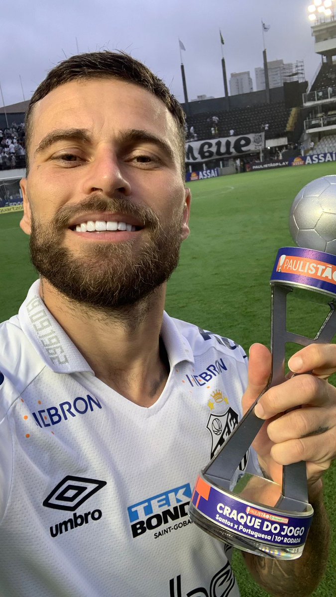 Santos FC on Twitter "Lembrança especial para marcar esse retorno à Vila Belmiro o prêmio de